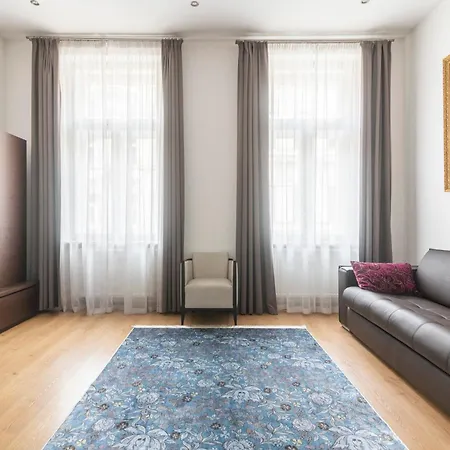 Riverside Palace Apartament *