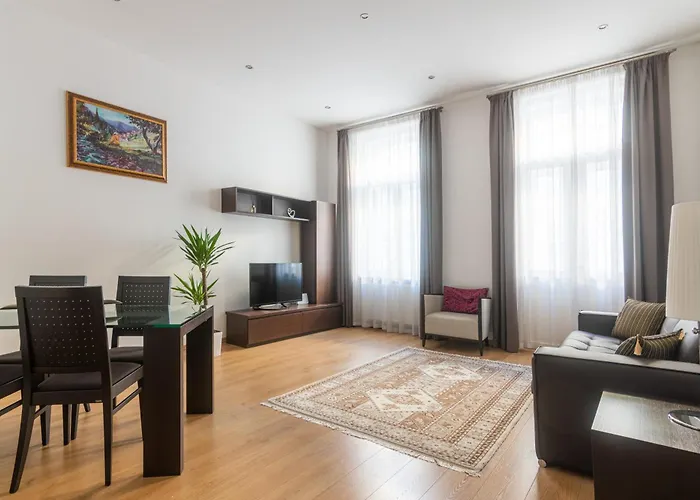 Riverside Palace Daire Prag