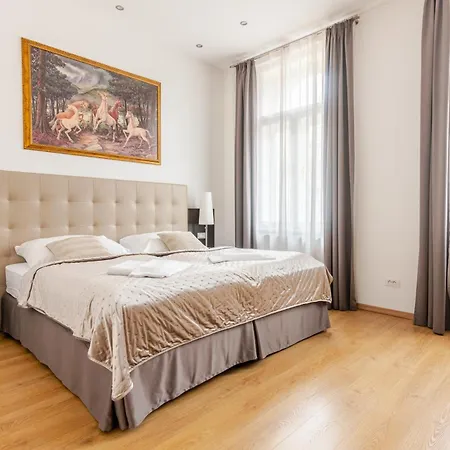 Riverside Palace Apartment
