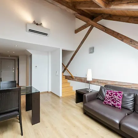 Apartment Riverside Palace Prague